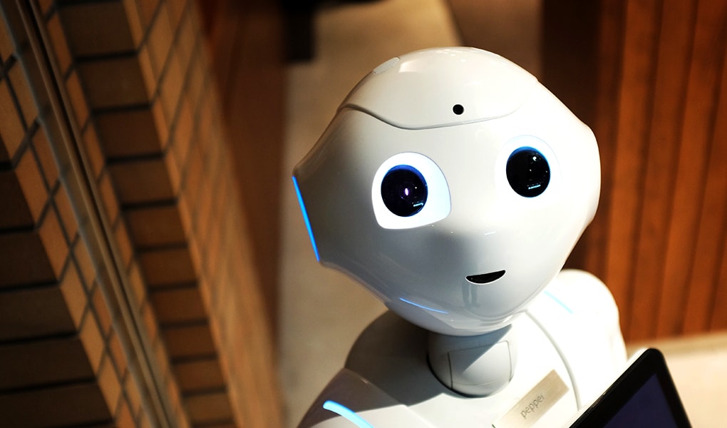 Denken Sie, dass Künstliche Intelligenz unsere Gesellschaft eher positiv oder negativ verändern wird?