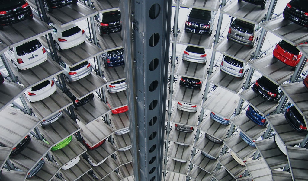 Denken Sie, die Skandale der Autohersteller gefährden den Wirtschaftsstandort Deutschland?
