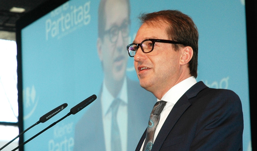Hat Verkehrsminister Dobrindt Ihrer Meinung nach bei der Regulierung der Automobilindustrie versagt?